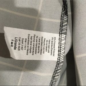 Cropped blazer, open front, long sleeve, collar, 95% polyester, 5% spandex